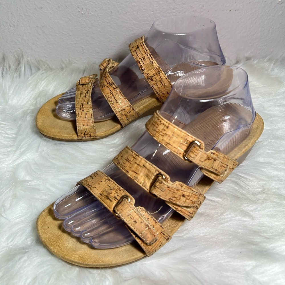 Vionic Dwyn Natural Cork Platform Sandals Wedge Size 8 - Picture 2 of 7
